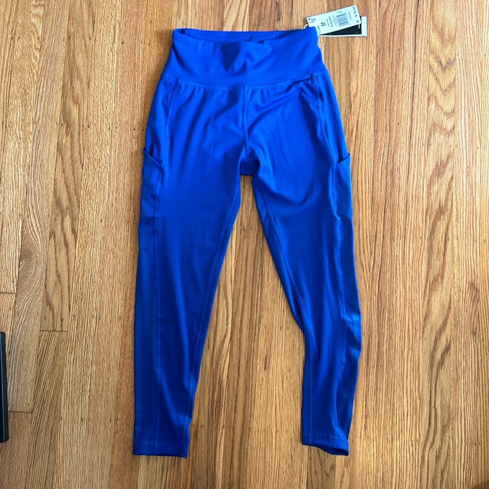 New With Tags Women’s 7/8 Training Tight
